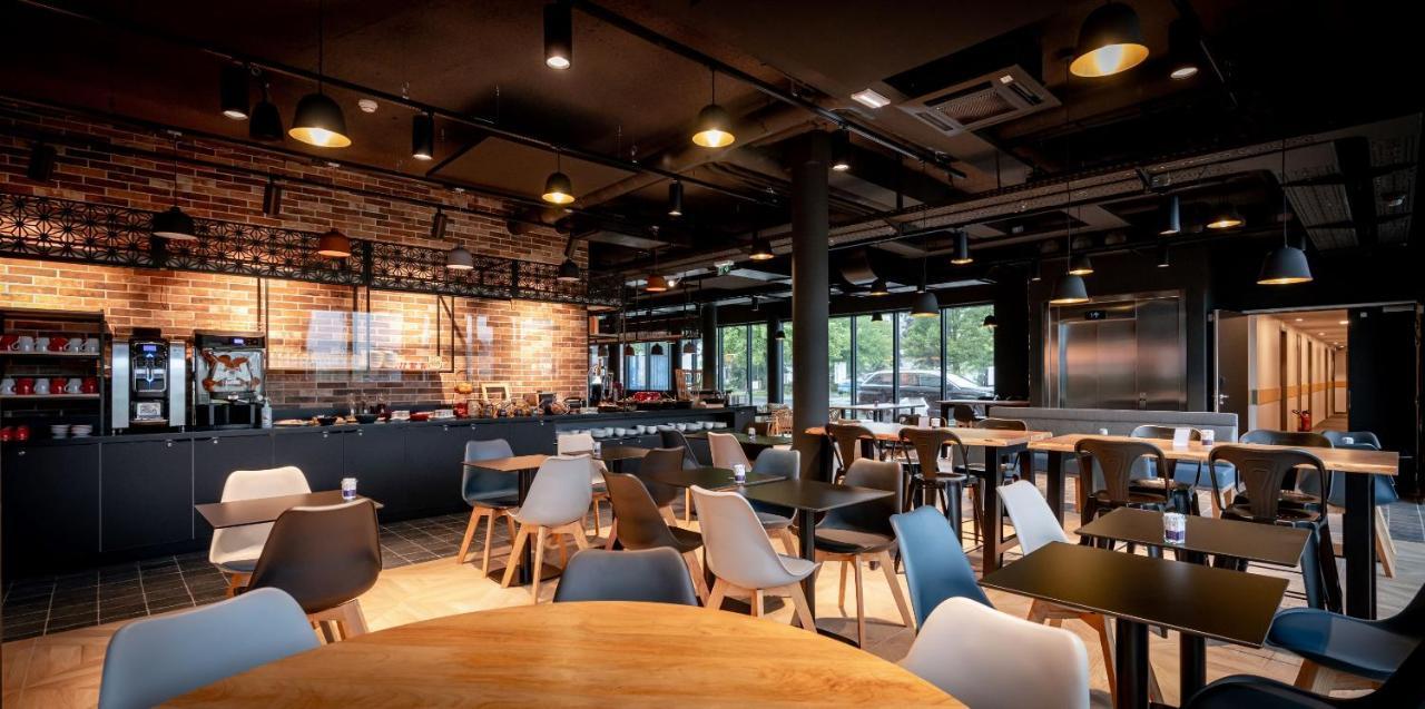 Ibis Budget Valenciennes Petite Forêt Εξωτερικό φωτογραφία