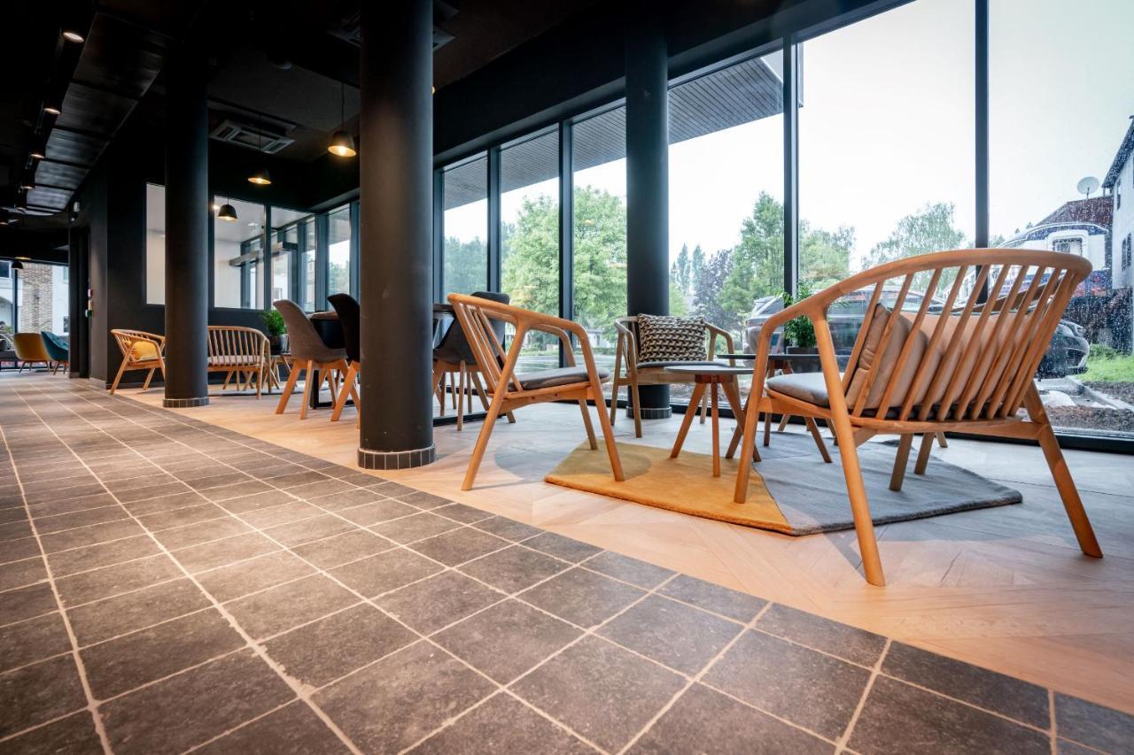Ibis Budget Valenciennes Petite Forêt Εξωτερικό φωτογραφία